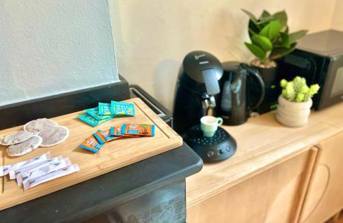 Saint - Aubin - Dupuy Apartment | " Nid Secret " Chambre insolite sous-sol - Wifi - Centre Ville