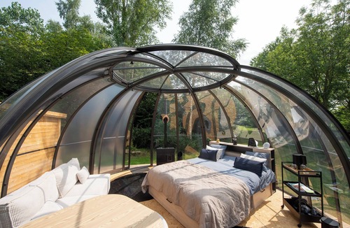 Etreaupont Bed & Breakfast | Night in a bubble - unusual - Swedish bath