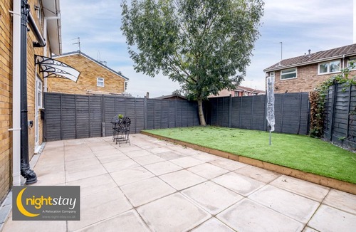 Stonnall House | Night Stay - Alpha House