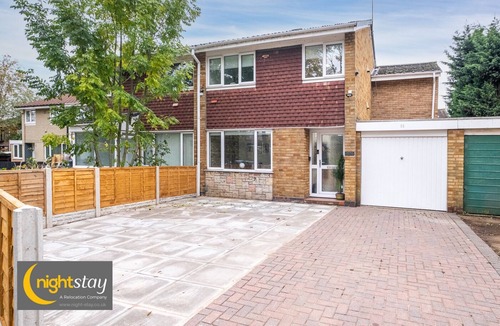 Stonnall House | Night Stay - Alpha House