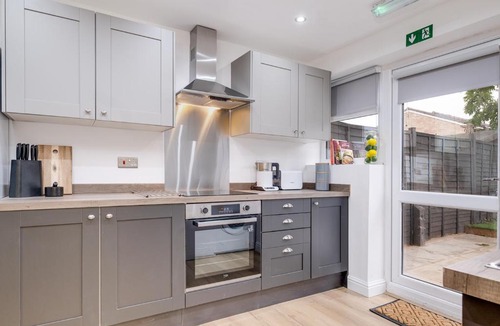 Stonnall House | Night Stay - Alpha House