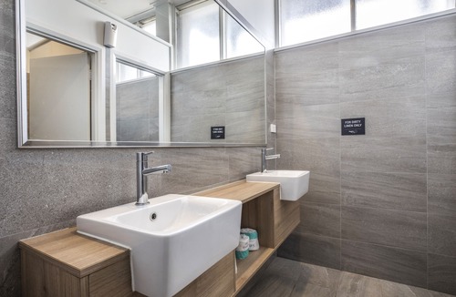 Braybrook Hotel | Nightcap at Ashley Hotel