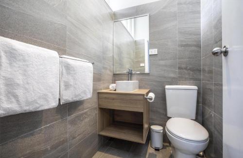 Braybrook Hotel | Nightcap at Ashley Hotel