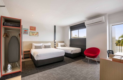 Camp Hill Hotel | Nightcap at Camp Hill Hotel