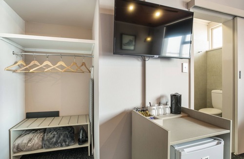 Fairfield Heights Hotel | Nightcap at Fairfield