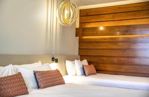 Corio Hotel | Nightcap at Gateway Hotel