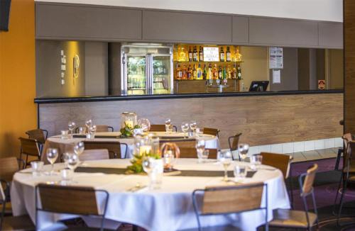 Sunshine West Hotel | Nightcap at Glengala Hotel