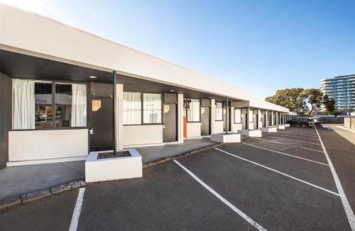 Clayton Hotel | Nightcap at Monash Hotel