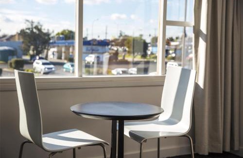 Springvale South Hotel | Nightcap at Waltzing Matilda Hotel