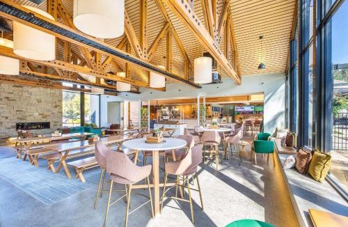 Mount Evelyn Hotel | Nightcap at York on Lilydale