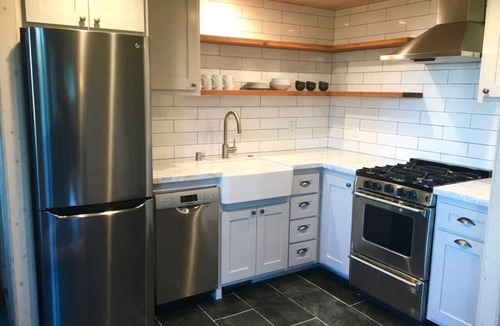 Carnelian Bay Ski Chalet | Nightingale Apt · Breathtaking Lake View Remodeled Old Tahoe Cabin