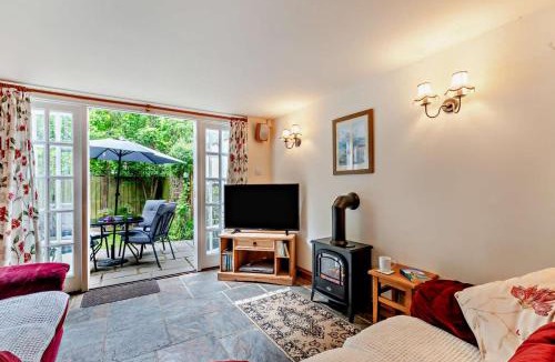 Cullompton House | Nightingales