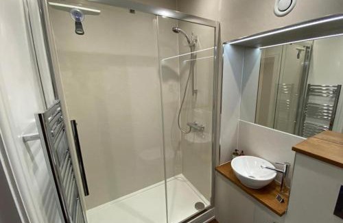 Ockley House | Nightjar