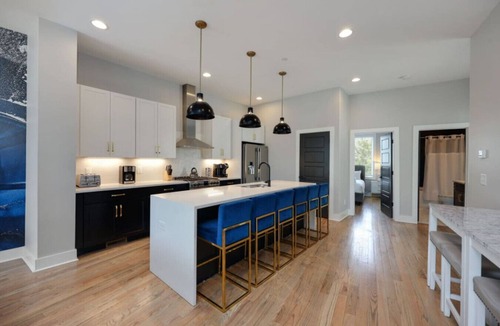 West End House | Nights Above It All | Rooftop Lounge + Hot Tub
