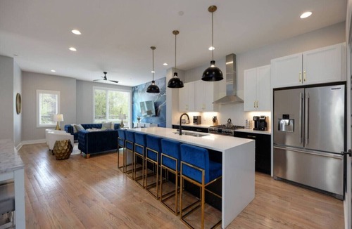 West End House | Nights Above It All | Rooftop Lounge + Hot Tub