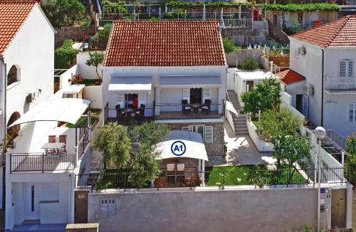 Gruz Apartment | Nika Family Apartments