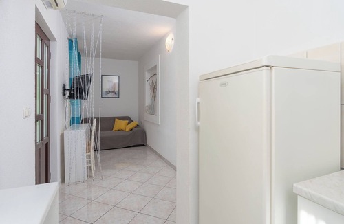 Vir House | Nikolina by Interhome