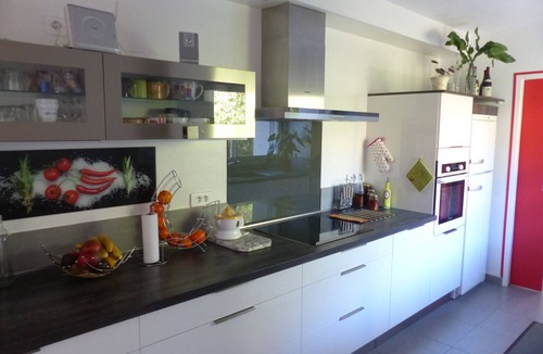 Nages-et-Solorgues Villa | NIMES 12 km, VILLA SPACIEUSE PISCINE 4 to 6 P.