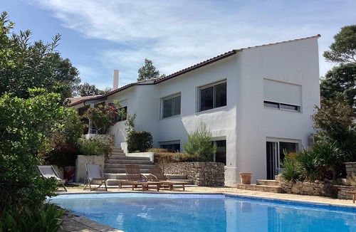 Garrigues Villa | Nimes Propriété Avec Parc