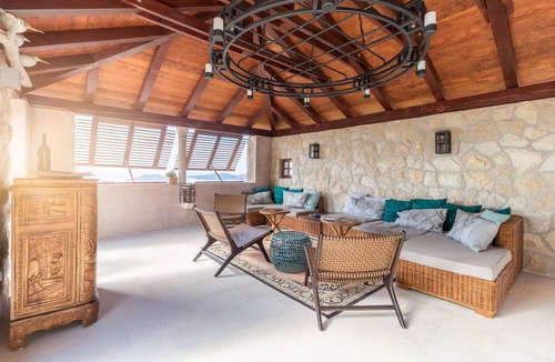 Brsecine Bed & Breakfast | NINON - Design B&B - Adults Only