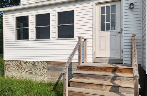 Milbridge Apartment | Ninth Door Mention Apt 13 Main St. Milbridge