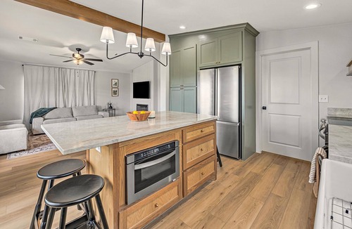 Waco Cottage | Ninth Street Cottage - 5 Min Walk to Magnolia