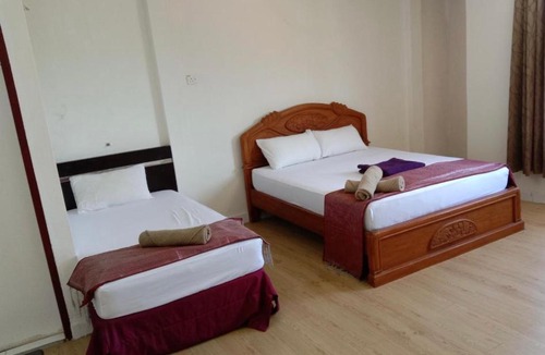 Losong Feri Hotel | Nipah River View Bajet Hotel