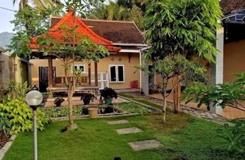Sarongan House | Nirmala Homestay