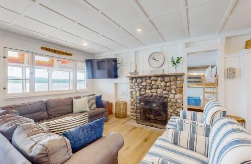 Town of Jerusalem House | Nirvana at Keuka