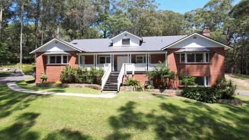 Macmasters Beach House | Nirvana Estate Macmasters Beach