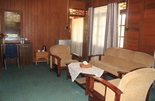 Baubau Hotel | Nirwana Buton Villa