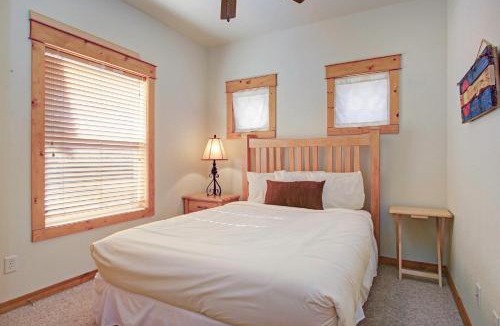Estes Park Apartment | Nisa Mountain 36