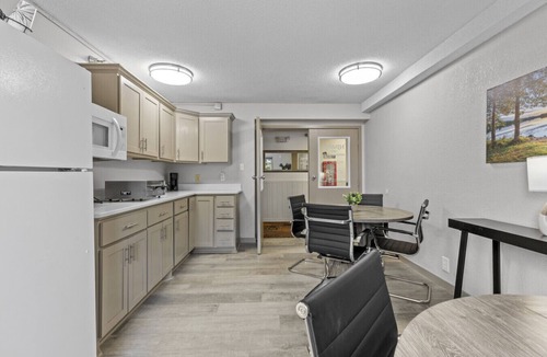 Nisswa Bed & Breakfast | Nisswa Hotel & Suites|Nisswa Lake King· No Kitchenette
