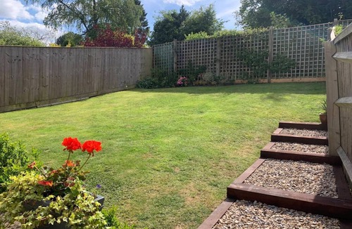 Frieth House | Nixey Cottage - From 250 Per Night