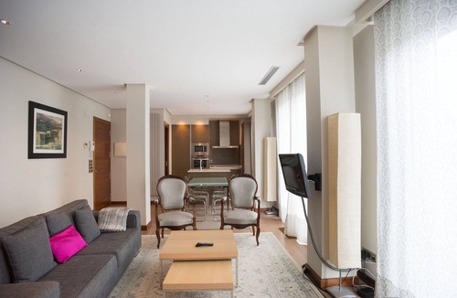 San Sebastian Centro Apartment | NIZA LA CONCHA, terrace with beach views