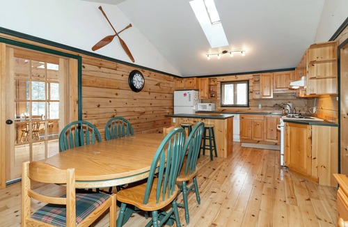 Algonquin Highlands Cottage | nKawagama Shoreline | Quiet Log Cottage on Kawagama with wood-burning fireplaces
