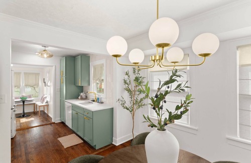 North Kansas City House | NKC Bungalow - Family friendly
