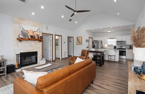 Leisure Land House | nLakefront Oasis Dock + Patio + Blackstone