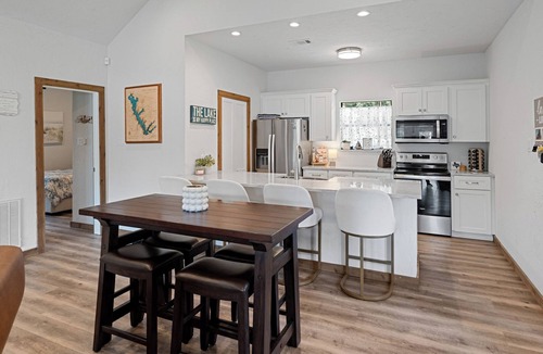 Leisure Land House | nLakefront Oasis Dock + Patio + Blackstone
