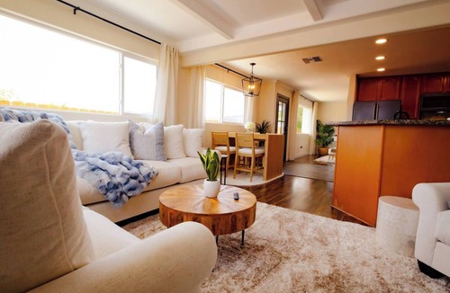 Winter Gardens House | nLuxury Escape w/Panoramic Views + Private Retreat