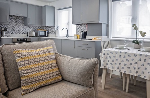 Muston Apartment | No.11, Belle House