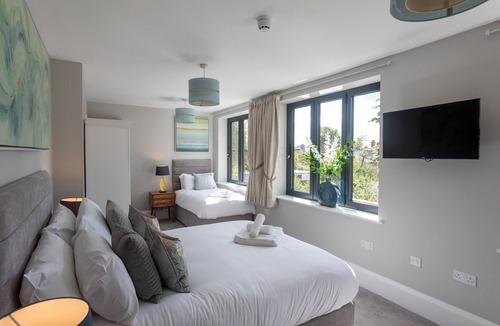 Oxford Hotel | No.192 Oxford