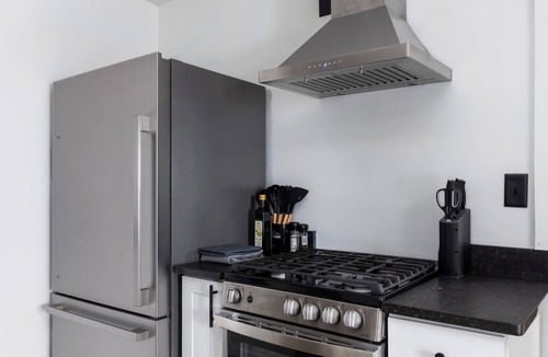 Lakewood Apartment | NO. 2 - 1BD Hotel Quality