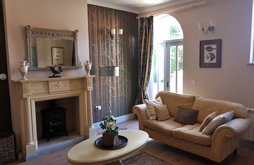 Breedon on the Hill Cottage | No.3 Meynell Mews