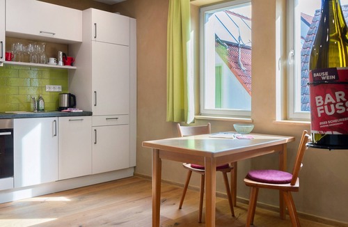 Iphofen Apartment | No.3 Studio "BioBausewein" with Wi-Fi