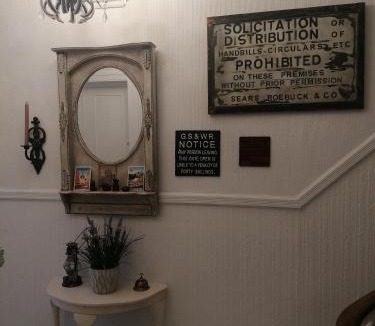 Trecynon House | No 30 Aberdare - Room Only