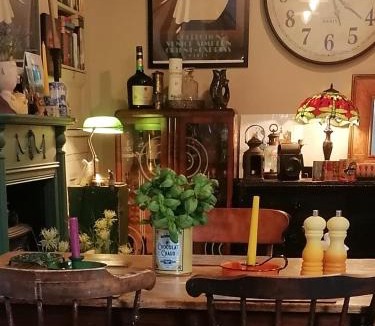 Trecynon House | No 30 Aberdare - Room Only