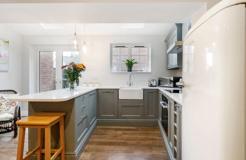Winchester Cottage | No. 32 Upper High Street WestgateCottage