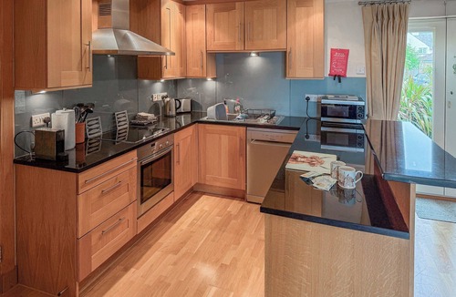 Brora Cottage | No.4 The Links Apartments