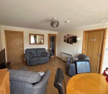 Ullapool House | No 52 - Apartment with Lounge and Dining Area - No kitchen